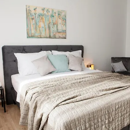 Mila Apartman