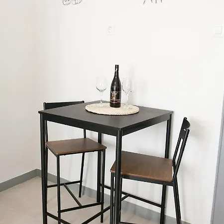 Mila Apartman